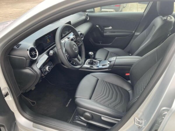 Mercedes Benz A160 1.3 benzină, 109 CP, Style, 2019, 7800 km