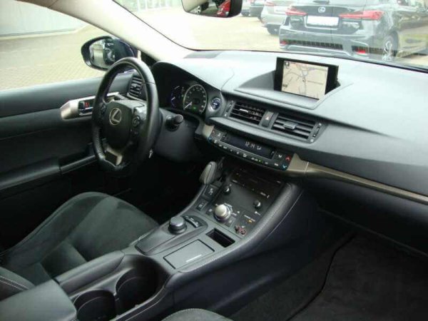Lexus CT 200h Executive Line, 1.8 136 CP Hibrid, 2020, 20.802 km